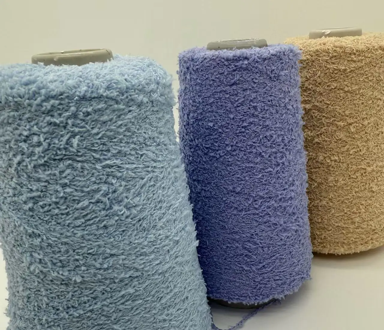 Polyester Brushed Yarn: How to achieve the perfect balance between softness and durability?